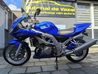 Suzuki Tour SV 1000 S zeer mooi , goed onderhouden
