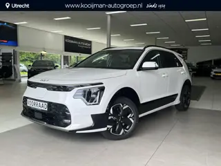 Kia Niro EV DynamicPlusLine 64.8 kWh  Geregistreerde voorraad auto, Geheel nieuw, Direct leverbaar.