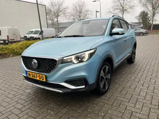 MG ZS EV Luxury 45kWh