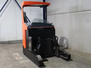 BT RRE180 1,8 ton elektrische reachtruck (bj 2017)