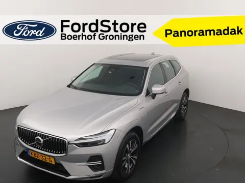 Volvo XC60 2.0 T6 Plug-in hybrid 350 pk AWD Core Bright | Pano | El. a. klep | Camera | LED | 18" | 