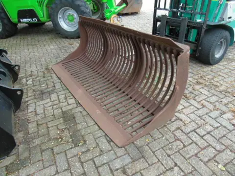 Ahlmann AZ 14 puinbak goede staat