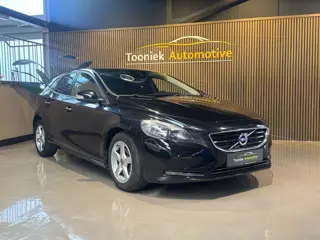 Volvo V40 2.0 D2 Nordic LmV Navigatie Airco (bj 2016)