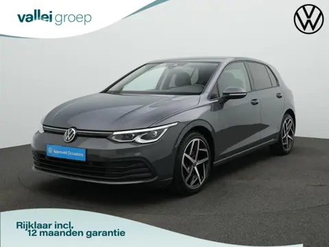 Volkswagen Golf 1.5 TSI 130 pk Life | Geheugen-/massagestoel | Adaptive Cruise | Navigatie | Side As