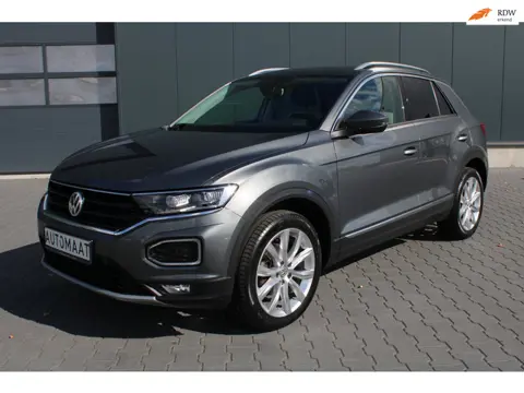 Volkswagen T-ROC 1.5 ACT TSI SPORT AUTOMAAT APP CONNECT WINTERPAKKET CRUISE CONTROLE