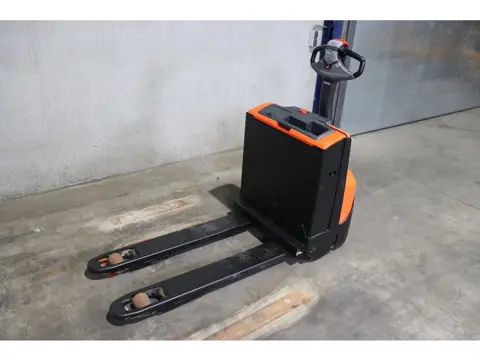 BT LWE140 1,4 ton elektrische pallettruck (bj 2018)