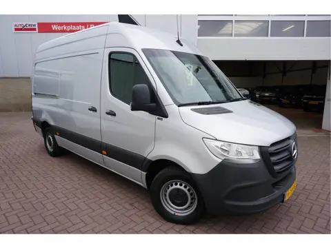 Mercedes-Benz Sprinter 317 1.9 CDI L2H2 Automaat (bj 2023)