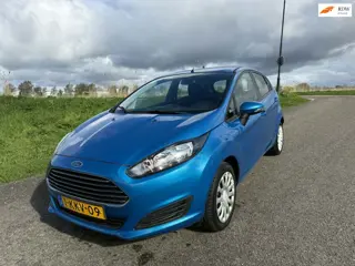 Ford Fiesta 1.0 Champion zeer nette auto ! incl apk onderhoud nw distributie !