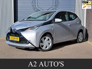 Toyota Aygo 1.0 VVT-i x-play Airco|Camera|Nap