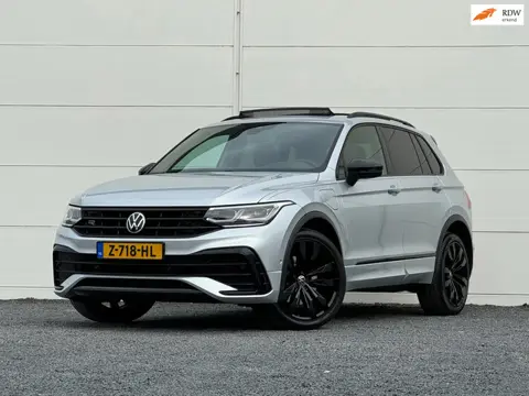 Volkswagen Tiguan 1.4 TSI eHybrid R-Line Pano HUD Black edition Camera Stoel+Stuurverwarming Dodehoe