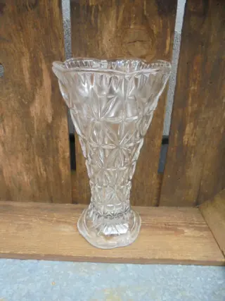 VAASJE KRISTAL LOOK HELDER h 18 X DIA 9,5 CM NIEUW