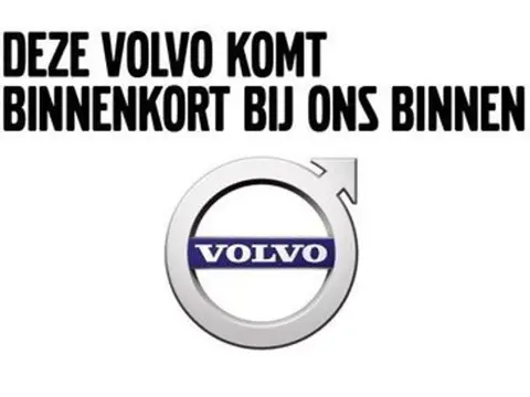 Volvo XC40 Recharge P8 AWD R-Design | Pano dak | Verw stuur en stoelen | Rondom camera