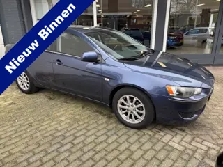 Mitsubishi Lancer Sports Sedan 1.6 Edition One (bj 2012)