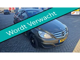 Mercedes-Benz B-klasse 180 116pk 2e eig. Airco Cruise PDC Trekhaak 1300kg.