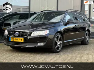 Volvo V70 2.0 T4 Inscription Edition LEER/TREKHAAK/BLIS/APK