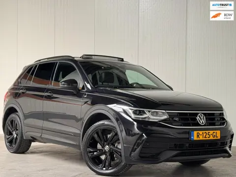 Volkswagen Tiguan 1.4 TSI eHybrid R-Line Business+ PANORAMADAK l IQ-Light l CARPLAY l CAMERA l VIRTU