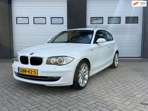 BMW 1-serie 116i XENON/CRUISE/AIRCO/NWE APK
