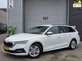 Skoda Octavia Combi 1.0 e-TSI Hybride Business Edition|BTW Auto|Eerst Eigenaar|Dealer onderhouden
