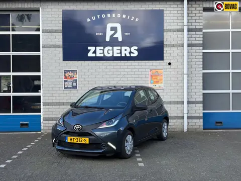 Toyota Aygo 1.0 VVT-i x-now PRIJS INCL 12 MAANDEN BOVAG GARANTIE