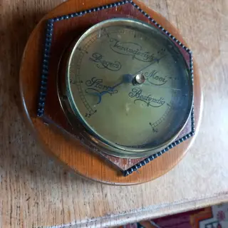 barometer /weerstation