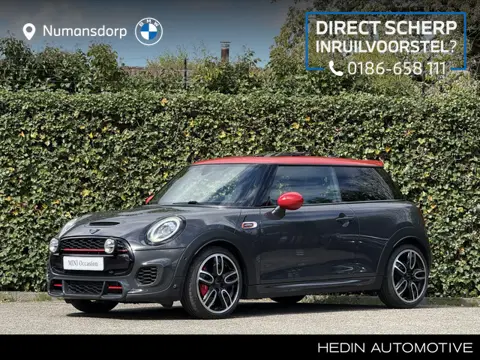 MINI Mini 2.0 John Cooper Works | Chili | 18'' | Panorama | Harman/Kardon | Getint Glas | Head-Up | 