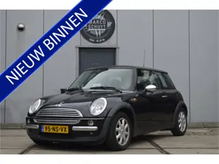 MINI Mini 1.6 One Pepper versnellingsbak hoorbaar