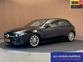 Mercedes-Benz A-klasse 200 163PK Aut. Launch Edition Premium Plus | Sfeerverlichting | Navi | Camera