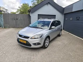 Ford Focus Wagon 1.6 Comfort,Airco Cruise control,Trekhaak,nieuwe apk.