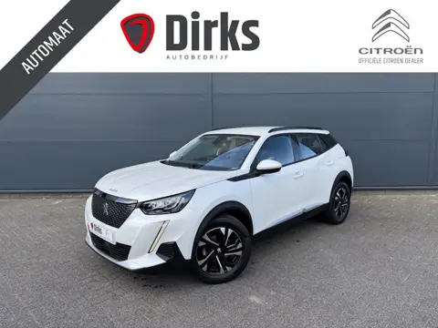 Peugeot 2008 130pk Allure Pack (Camera - Stoelverwarming - Keyless Entry - LED - Parkeersensoren V+A