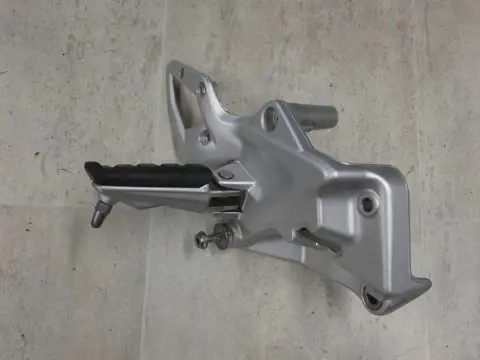 RECHTER SCHETSPLAAT BMW F 800 GT 2016 - 2018
