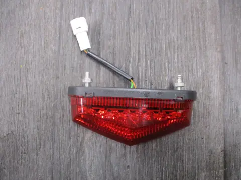 ACHTER LICHT Yamaha YZF R 125 2015 - 2018