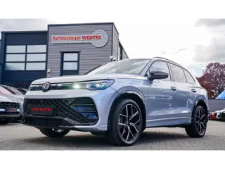 Volkswagen Tiguan 1.5 eTSI R-Line Edition | 360 camera | Massage | Stuurwiel Verwarming | IQ Light |