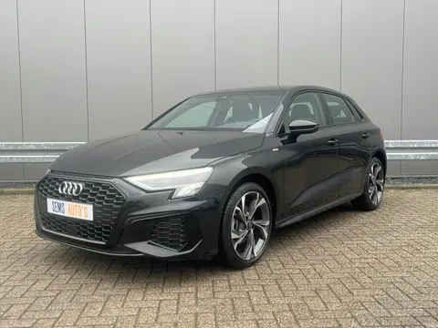 Audi A3 Sportback 35 TDI S-Line Nieuw Staat ! 360 Camera / Elec. Stoelen / Key Less