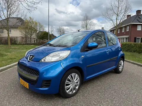 Peugeot 107 1.0-12V Urban Move
