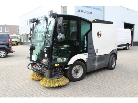 Mathieu MC210 Azura Flex Euro 6 Veegmachine - Reinigingsmachine