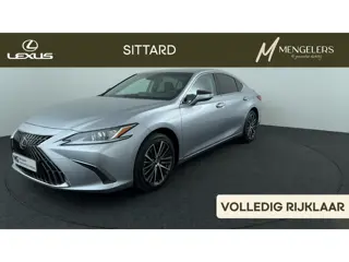 Lexus ES 300h 35th Edition