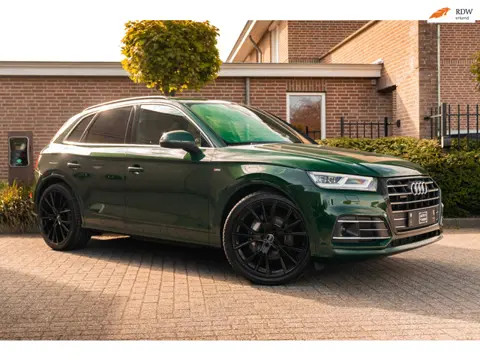 Audi Q5 55 TFSI e Quattro Competition 367 PK Pano ACC Keyless Luchtvering B&O 22''