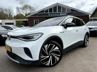 Volkswagen ID.4 Max 77 kWh SOH 92.8%, Panoramadak, Trekhaak