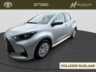 Toyota Yaris 1.5 Hybrid Active | Navi | 4 seizoen | Rijklaar