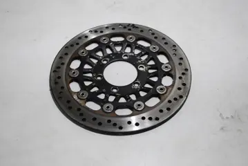 RECHTER REMSCHIJF VOOR Triumph 595 T Daytona 1997 - 1999