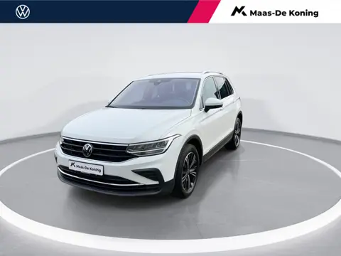 Volkswagen Tiguan 1.5TSI/150PK Life Business DSG · Navigatie · Apple/Android Car Play ·  Trekhaak · 