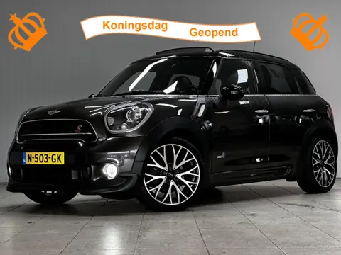 MINI Countryman 2.0 Cooper SD ALL4 Chili/ Automaat/ Panorama-Dak/ 19'' LMV/ LED Koplampen/ Harman-Ka