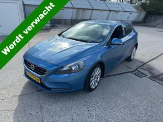 Volvo V40 2.0 D2 Summum - COMING SOON (bj 2016)