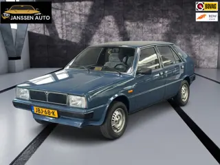 Lancia Delta 1.3 5-speed | Historische registratie | zeer mooie staat | Zeldzame auto | Uniek