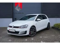 Volkswagen Golf 2.0 TSI GTI Performance