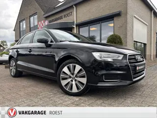 Audi A3 Limousine 1.5 TFSI Design Pro Line Navigatie / Parkeersensors / Stoelverwarming