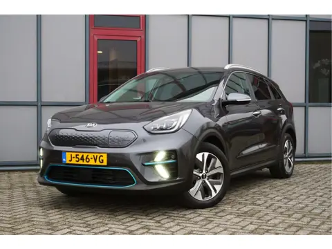 Kia e-Niro ExecutiveLine 64kWh 3 Fase SOH 96% (bj 2020)
