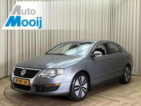 Volkswagen Passat 1.6 FSI Trendline Export/Handel / Trekhaak / Cruise / Airco / 17'' LMV / Camera