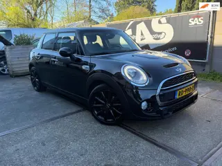 Mini Mini 2.0 Cooper S Chili Serious Business