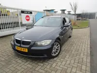 BMW 3-serie Touring 320i High Executive